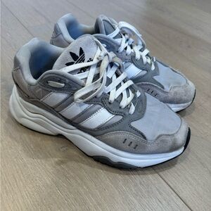 Adidas Retrpy F90 Sneakers size 4,5